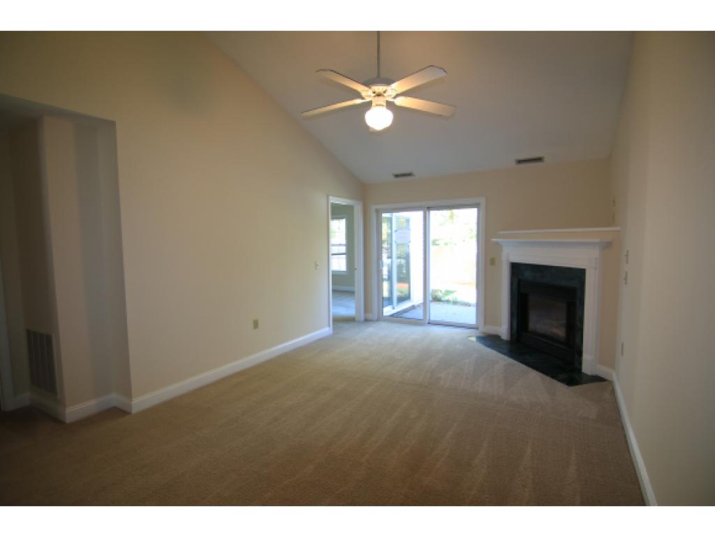 45 Bog Road, Unit D4 Concord, NH 03303 - Photo 14 of 25 Gallery Image 14