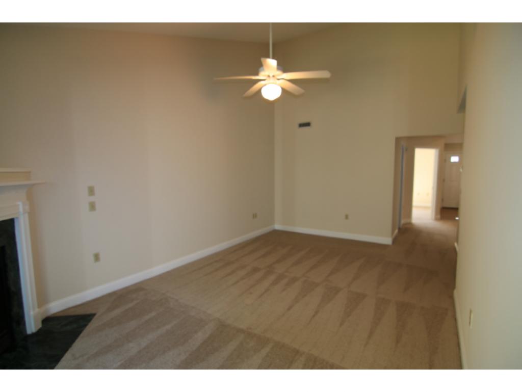 45 Bog Road, Unit D4 Concord, NH 03303 - Photo 15 of 25 Gallery Image 15
