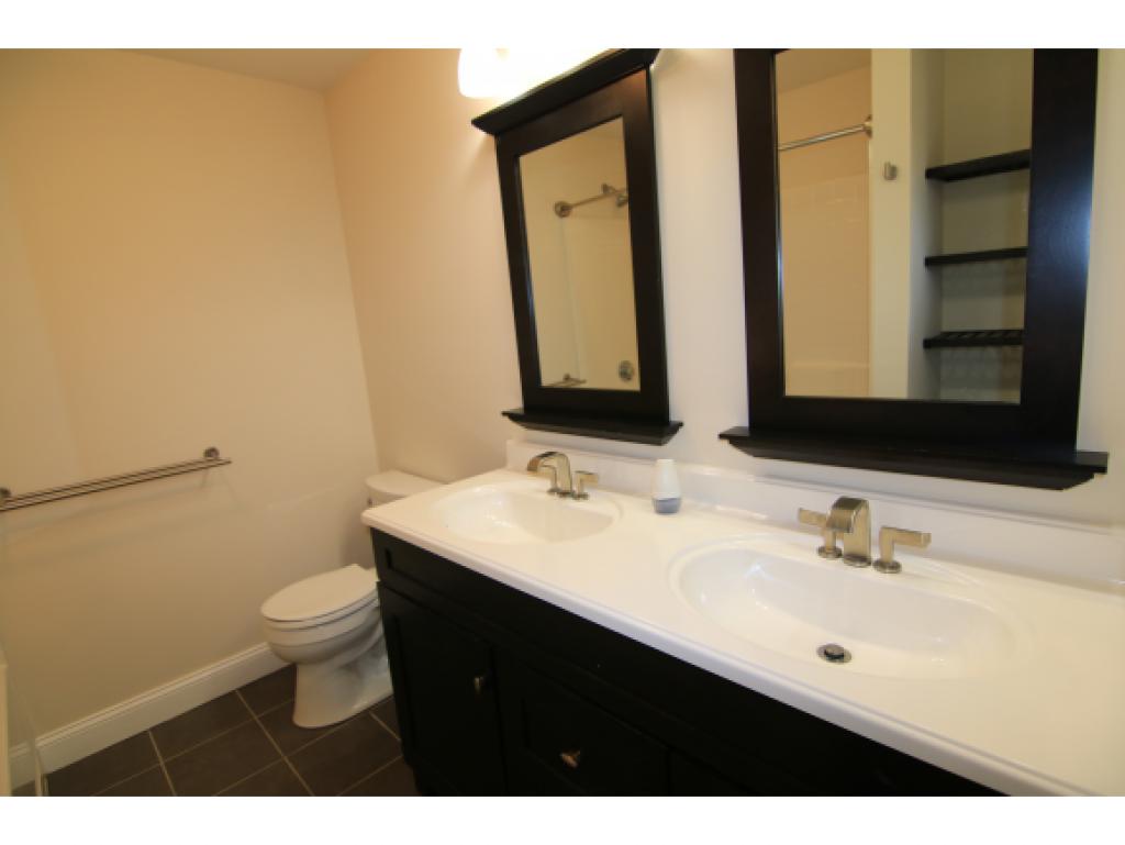 45 Bog Road, Unit D4 Concord, NH 03303 - Photo 18 of 25 Gallery Image 18