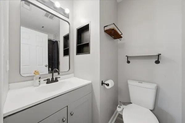 $329,900 | 1198 Arrowwood Court, Aurora, IL 60504