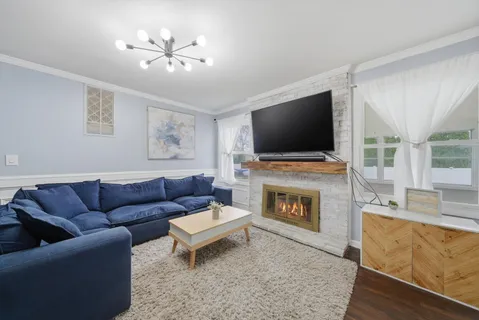 $329,900 | 1198 Arrowwood Court, Aurora, IL 60504