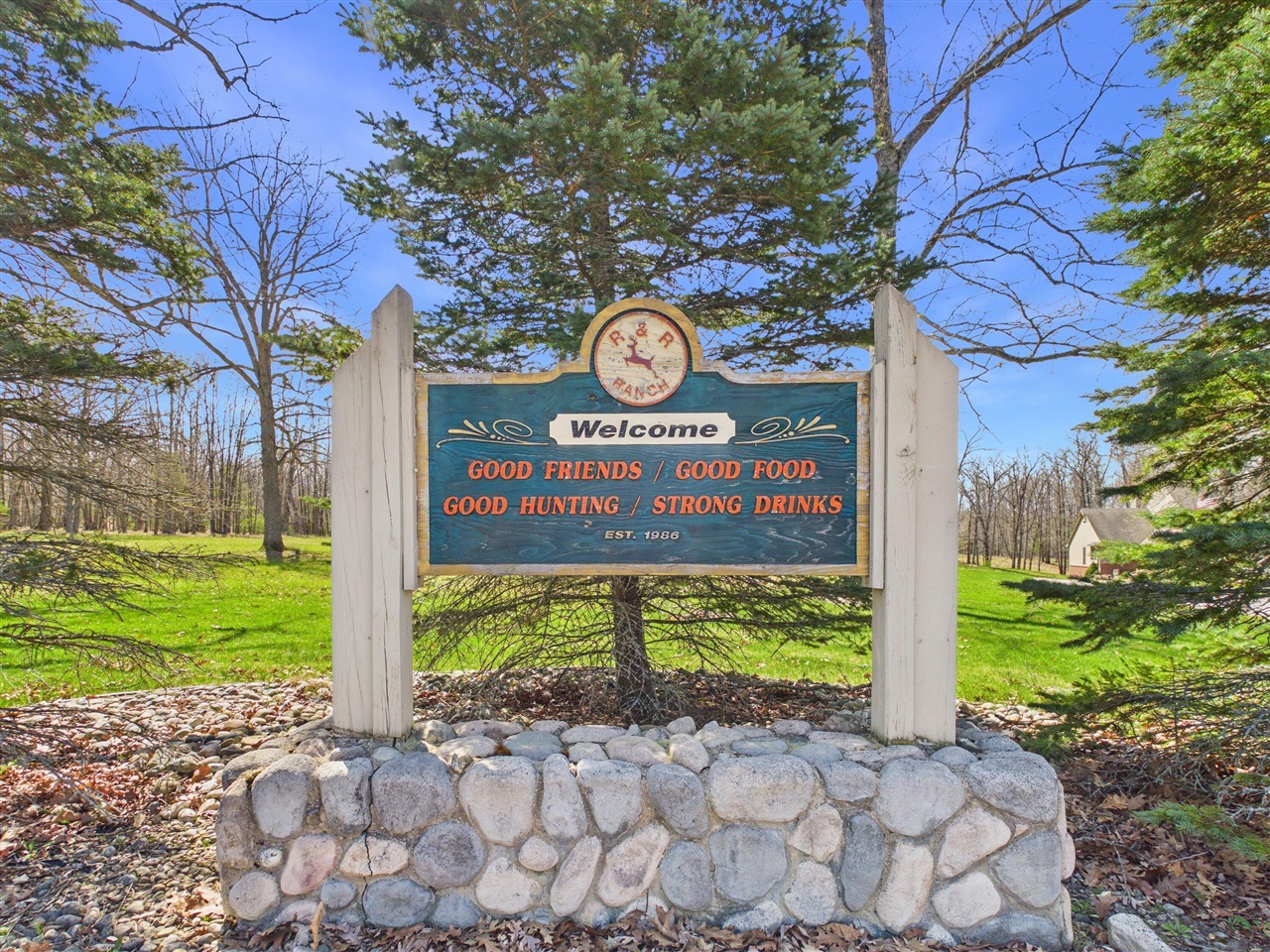 10838 Broad Road Lachine, MI 49753 - Photo 62 of 96