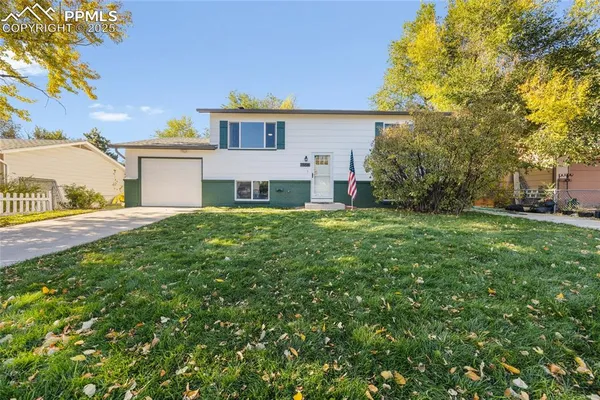 $399,900 | 1556 Willshire Drive, Colorado Springs, CO 80906