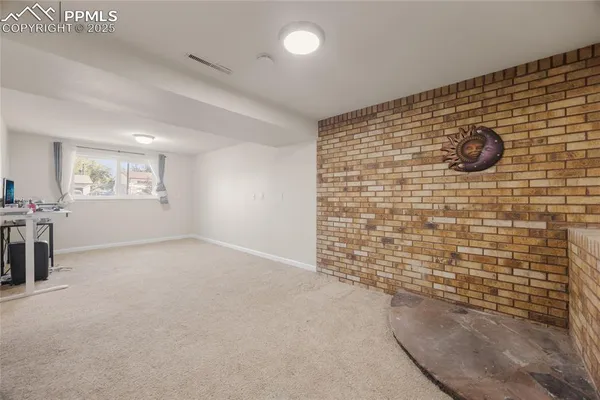 $399,900 | 1556 Willshire Drive, Colorado Springs, CO 80906