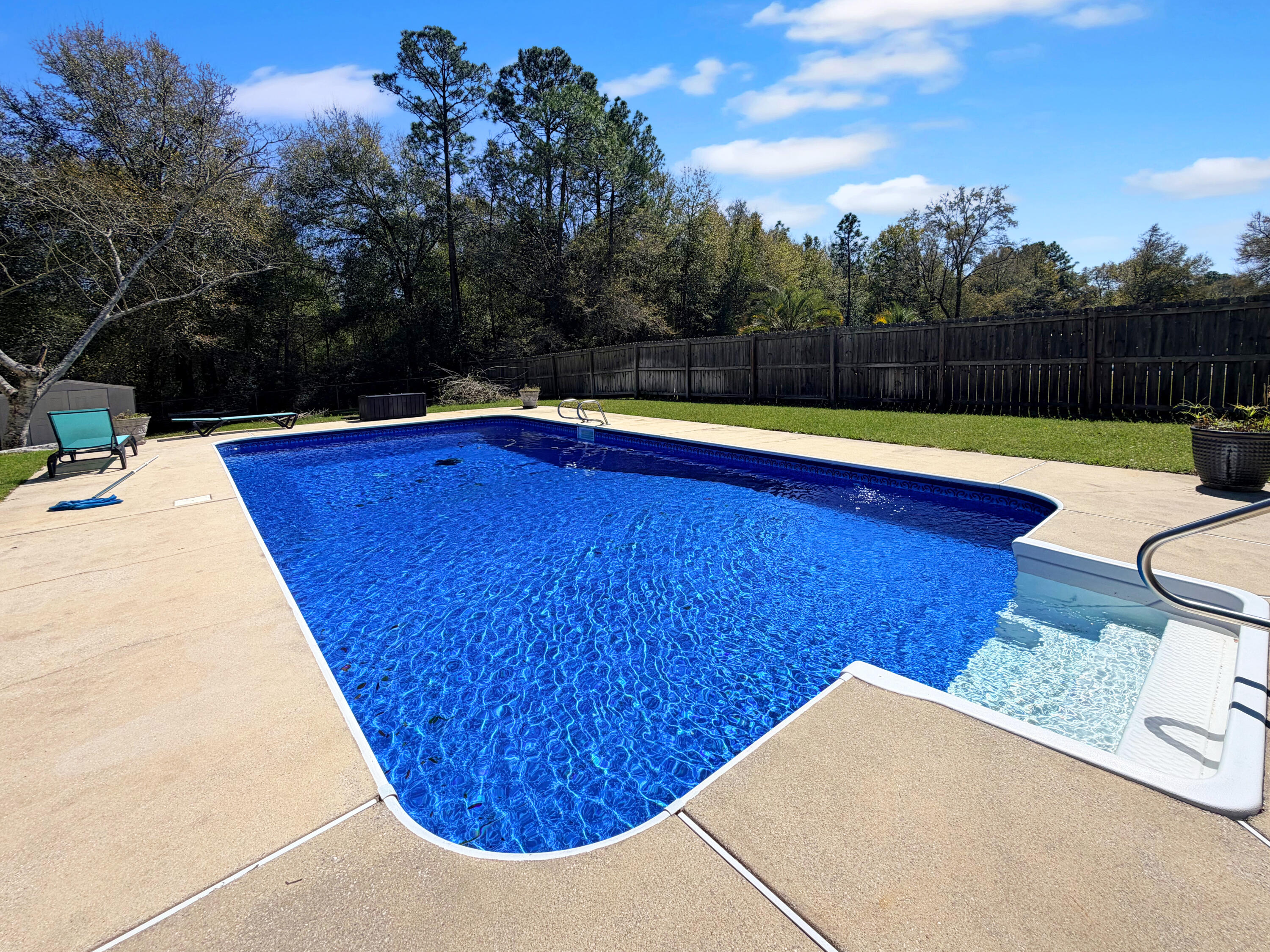 5555 Galaxy Drive Crestview, FL 32539 - Photo 20 of 22 IMG_5094