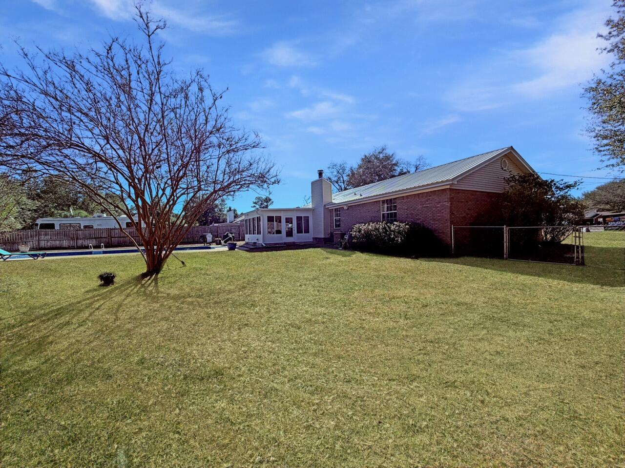 5555 Galaxy Drive Crestview, FL 32539 - Photo 26 of 31 IMG_3898 Large