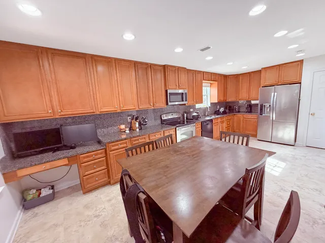 $339,900 | 5555 Galaxy Drive, Crestview, FL 32539