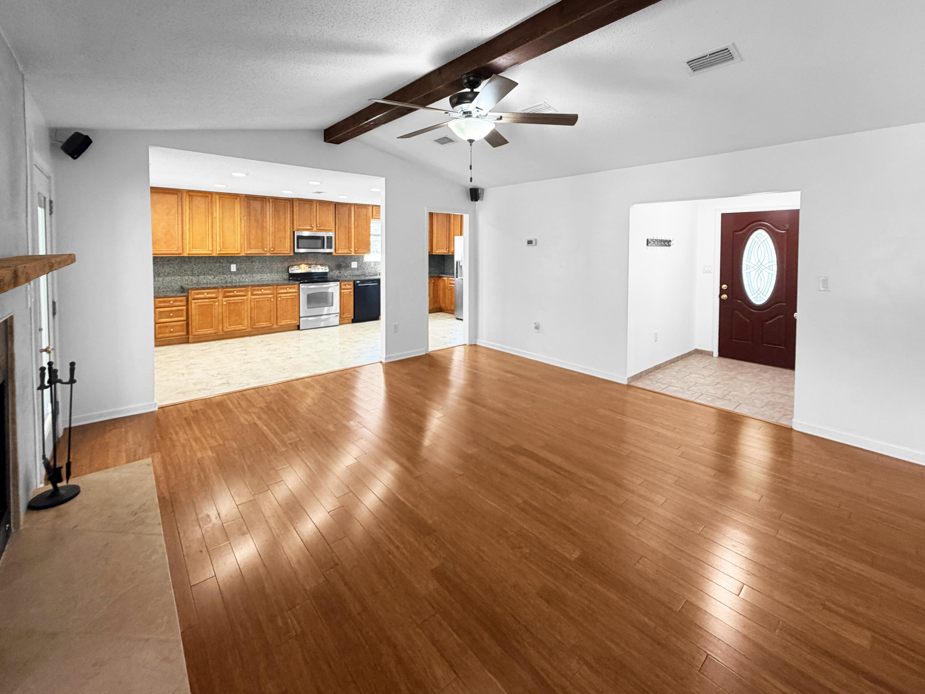 5555 Galaxy Drive Crestview, FL 32539 - Photo 8 of 22 IMG_5077