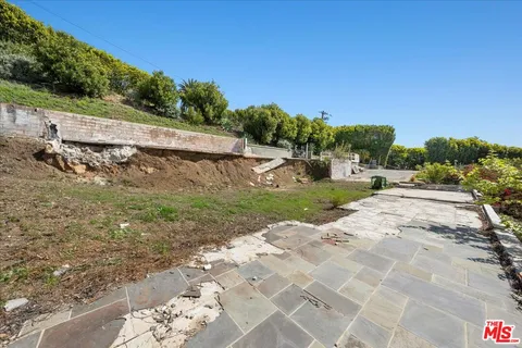 $2,500,000 | 4755 Avenida Del Mar, Malibu, CA 90265