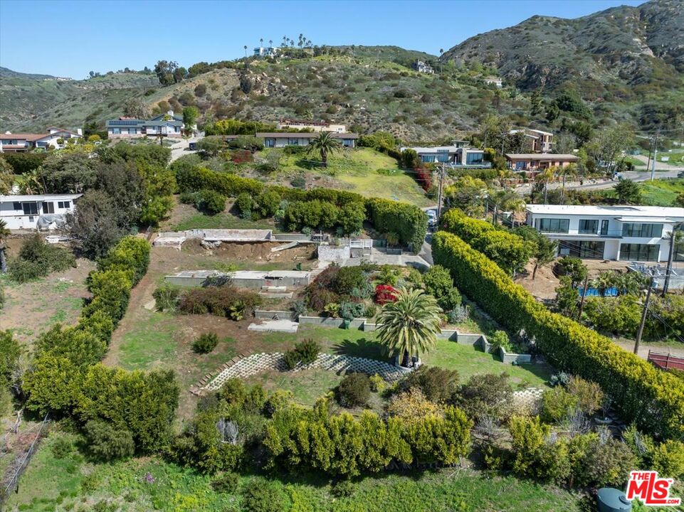 4755 Avenida Del Mar Malibu, CA 90265 - Photo 23 of 35