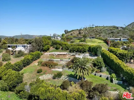 $2,500,000 | 4755 Avenida Del Mar, Malibu, CA 90265