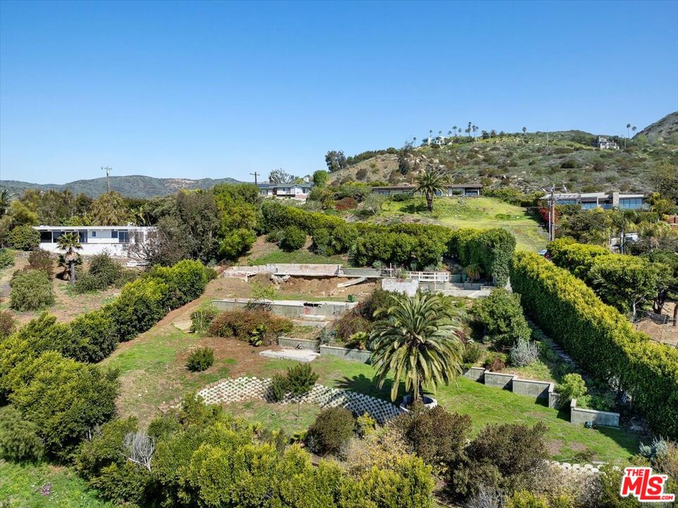 4755 Avenida Del Mar Malibu, CA 90265 - Photo 27 of 35