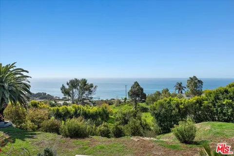 $2,500,000 | 4755 Avenida Del Mar, Malibu, CA 90265