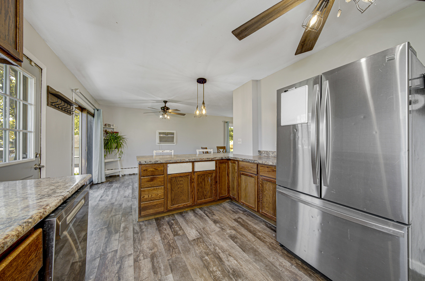 22729 Frederick Road Steger, IL 60475 - Photo 6 of 33 Gallery Image 6