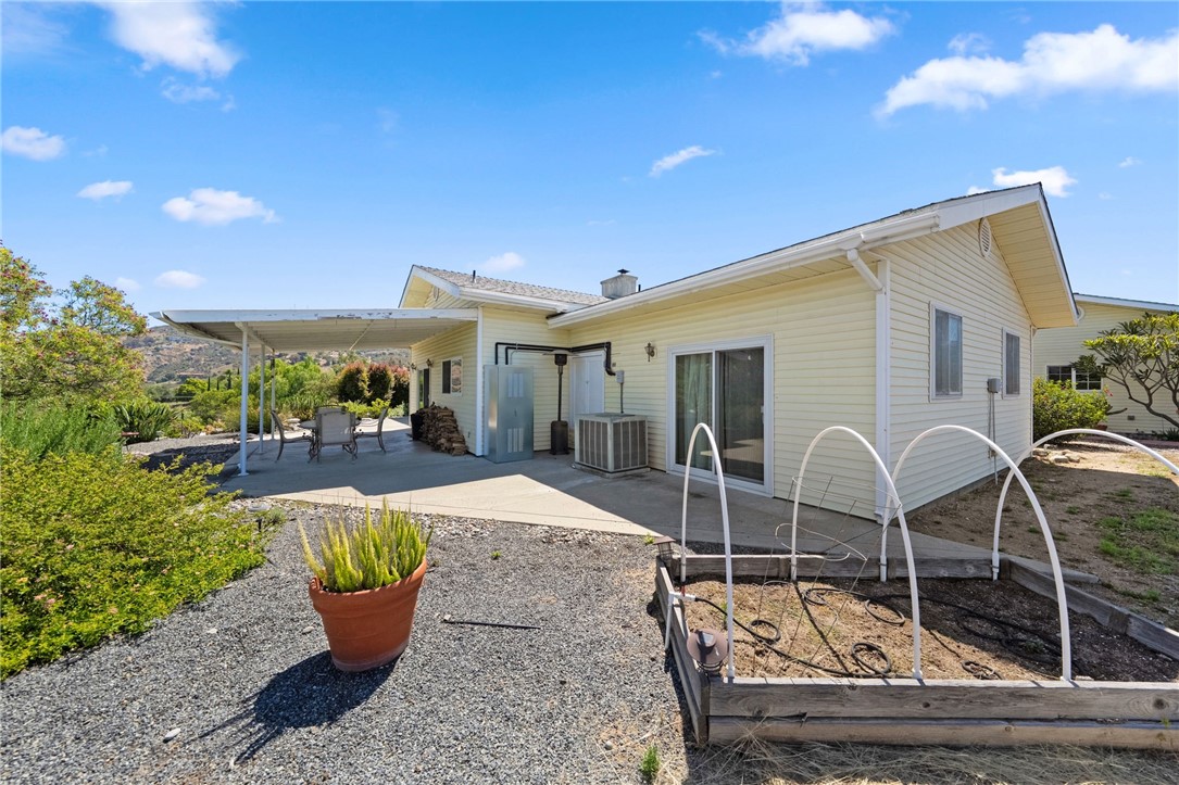 2713 East Mission Road Fallbrook, CA 92028 - Photo 35 of 36