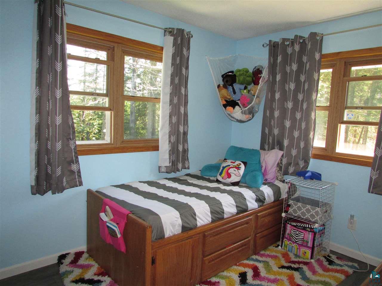 5392 Midway Road Duluth, MN 55811 - Photo 10 of 31 Bedroom