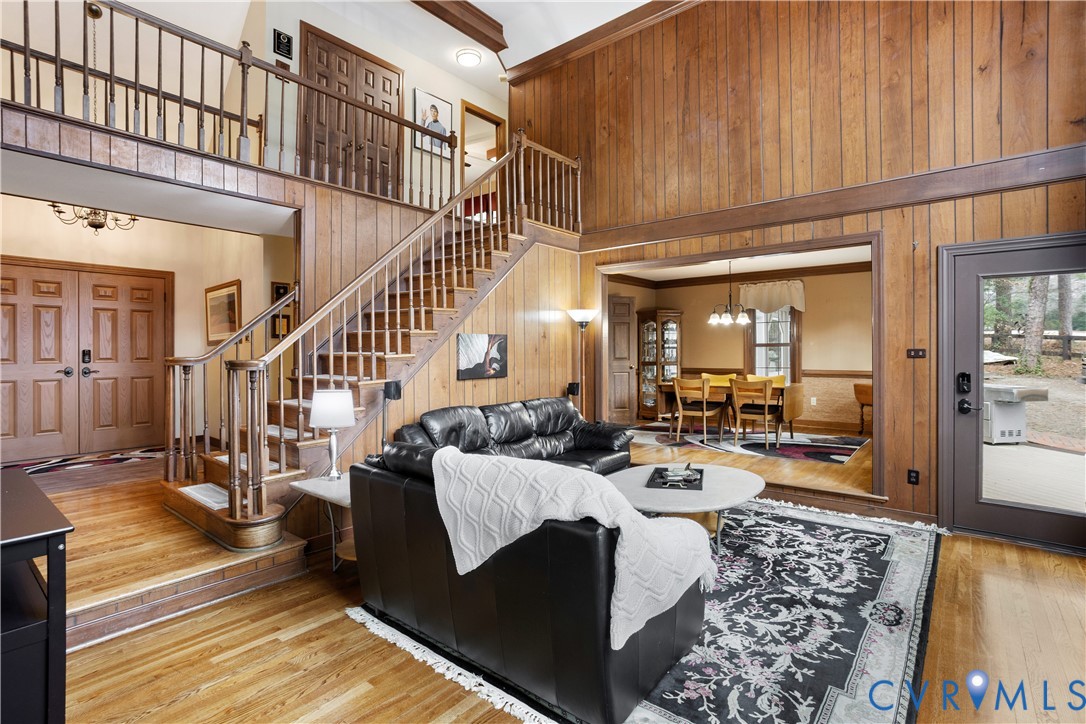 3613 Stoney Ridge Road Midlothian, VA 23112 - Photo 5 of 50 a living room with furniture