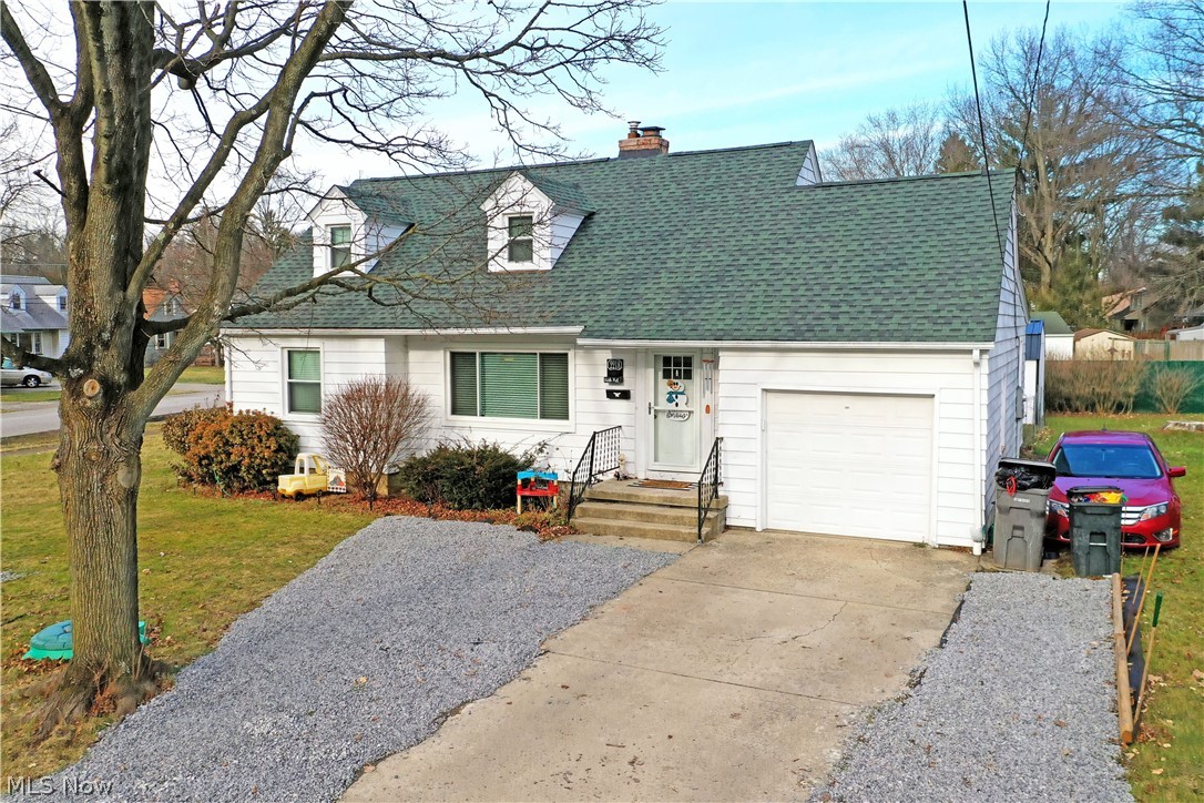 2218 Kirk Road Youngstown, OH 44511 - Photo 1 of 35 Gallery Image 1