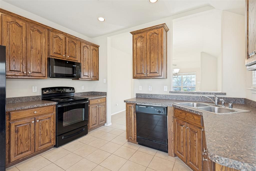 2131 Rains County Road Forney, TX 75126 - Photo 12 of 36 Gallery Image 12