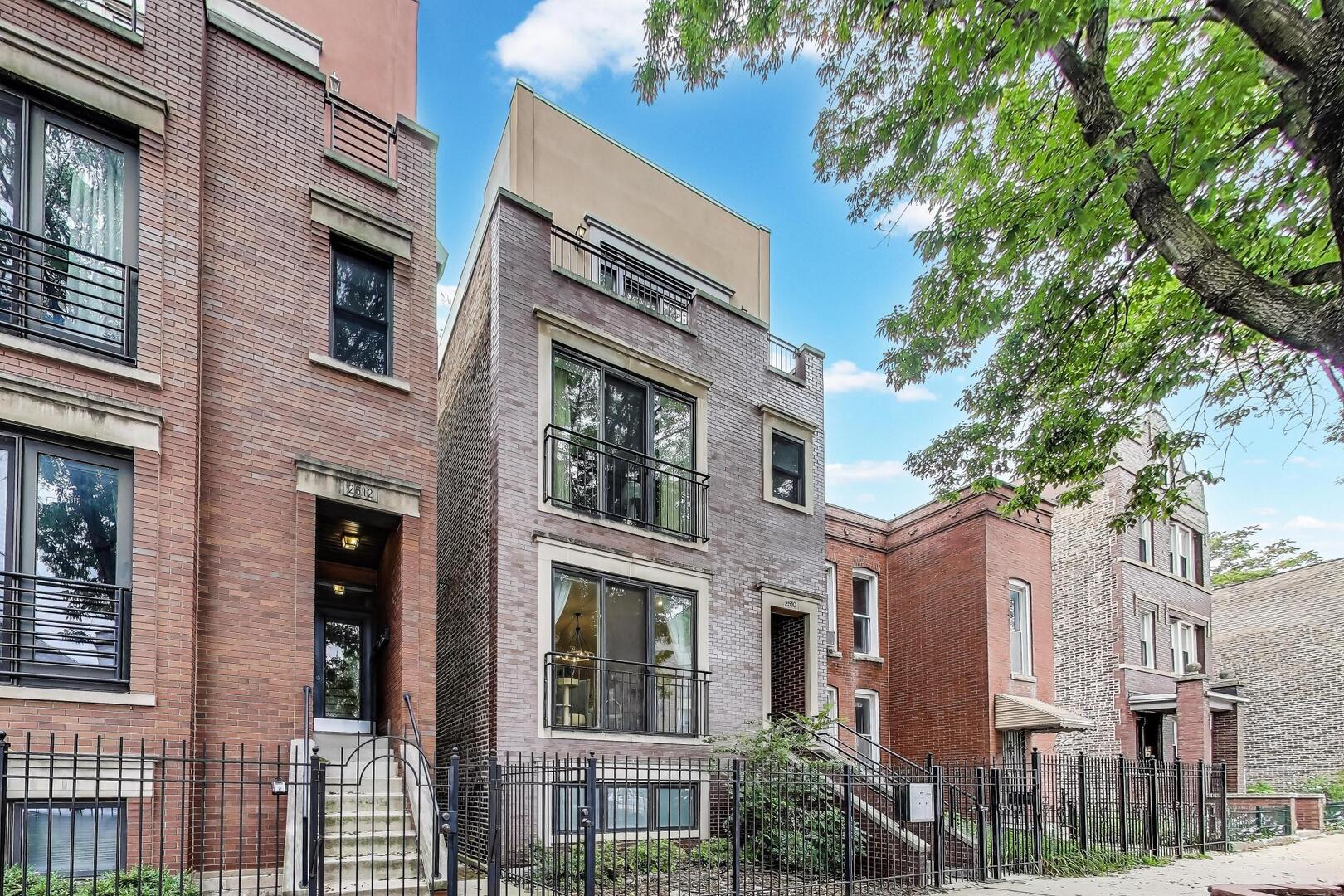 2510 West Iowa Street, Unit 1 Chicago, IL 60622 - Photo 1 of 27