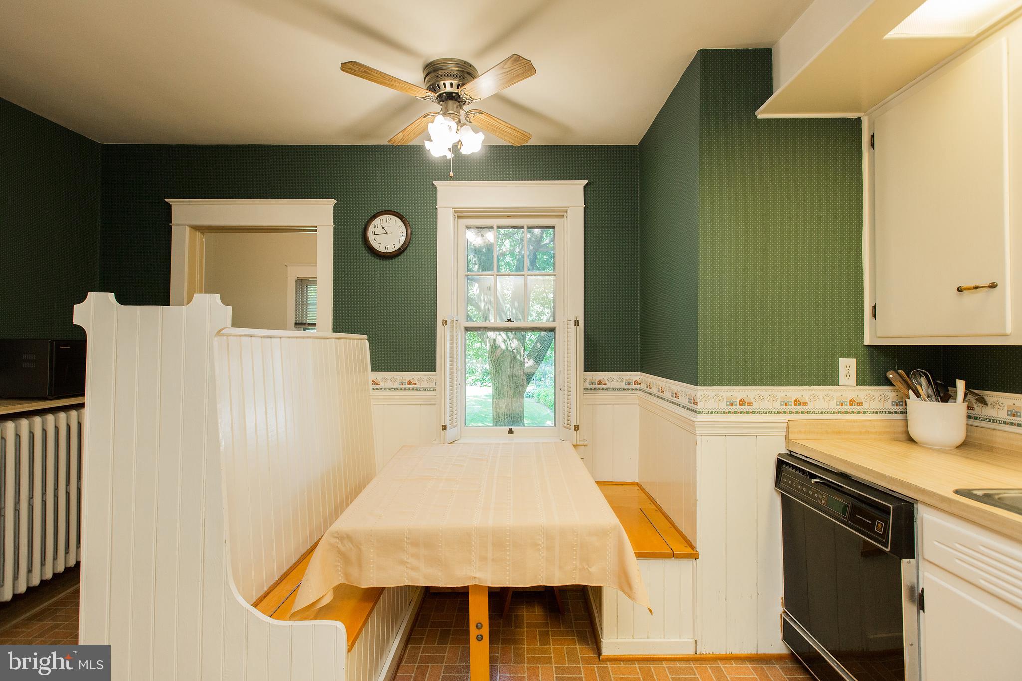418 Linden Street Lititz, PA 17543 - Photo 22 of 65