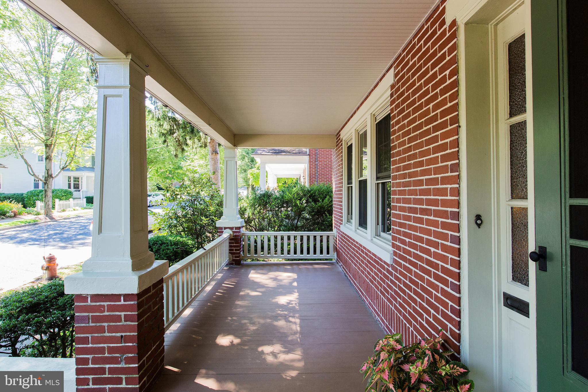 418 Linden Street Lititz, PA 17543 - Photo 8 of 65