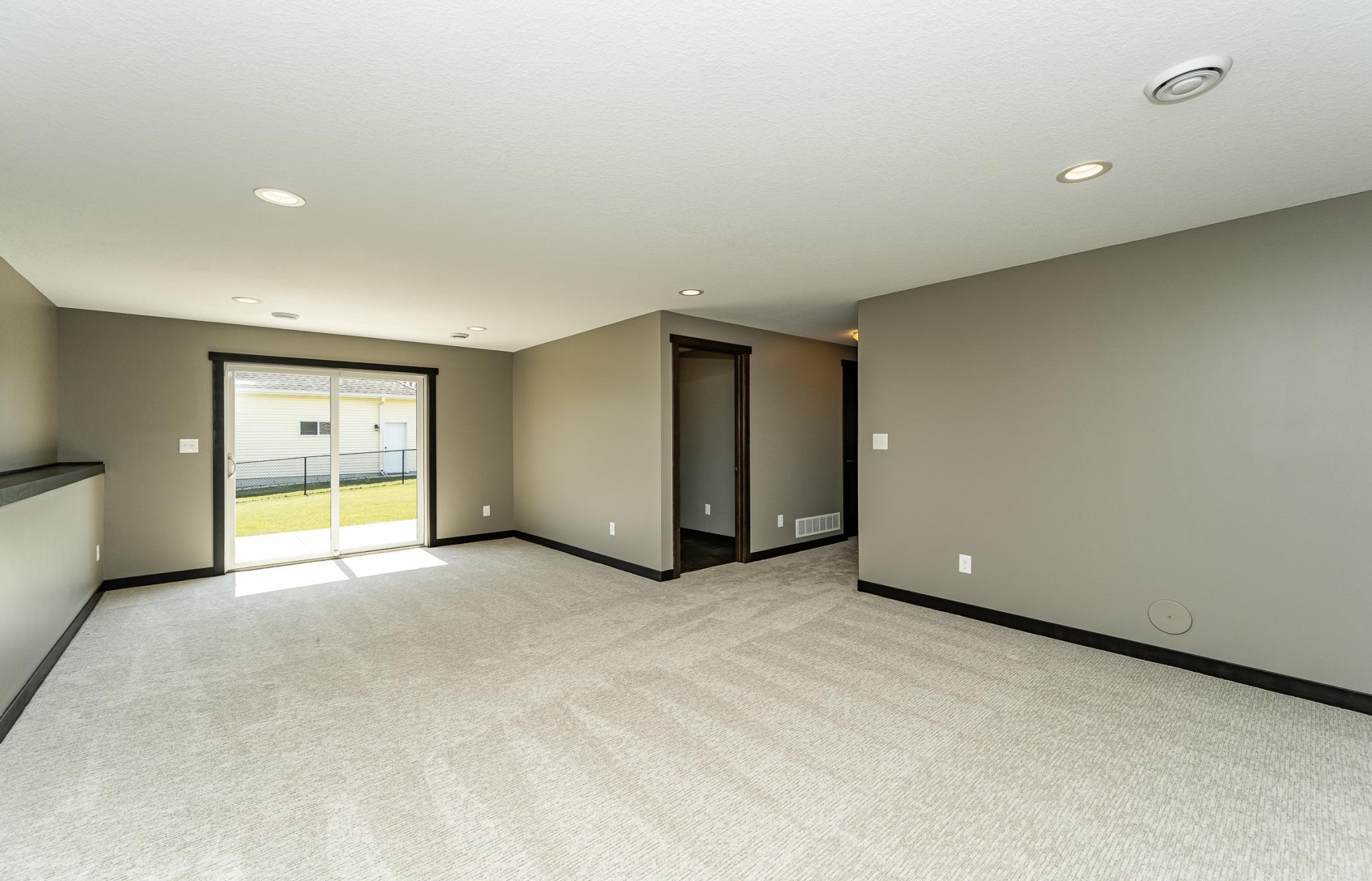 3346 Ridgeline Drive Southeast Rochester, MN 55904 - Photo 17 of 29