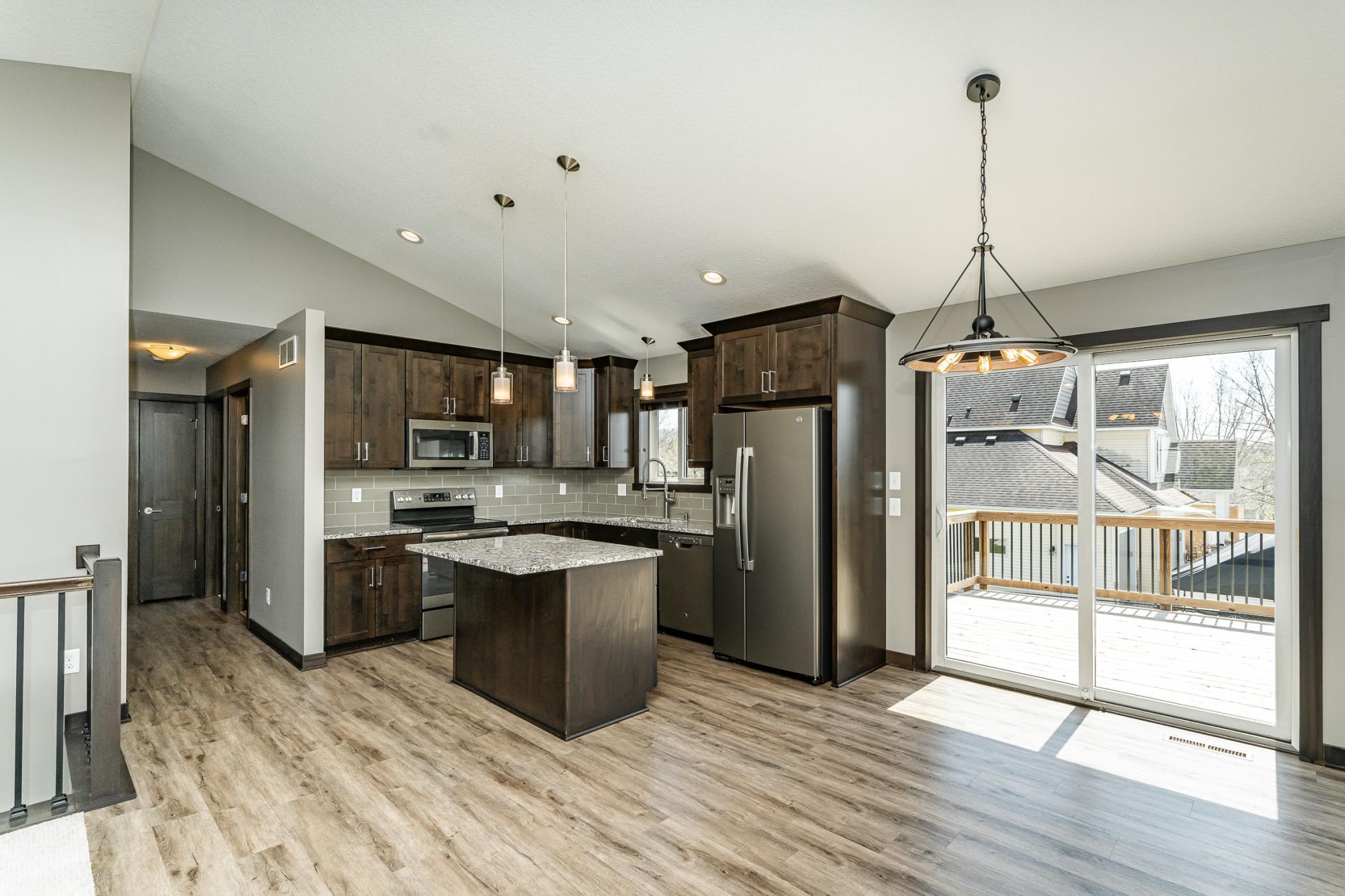 3346 Ridgeline Drive Southeast Rochester, MN 55904 - Photo 6 of 29