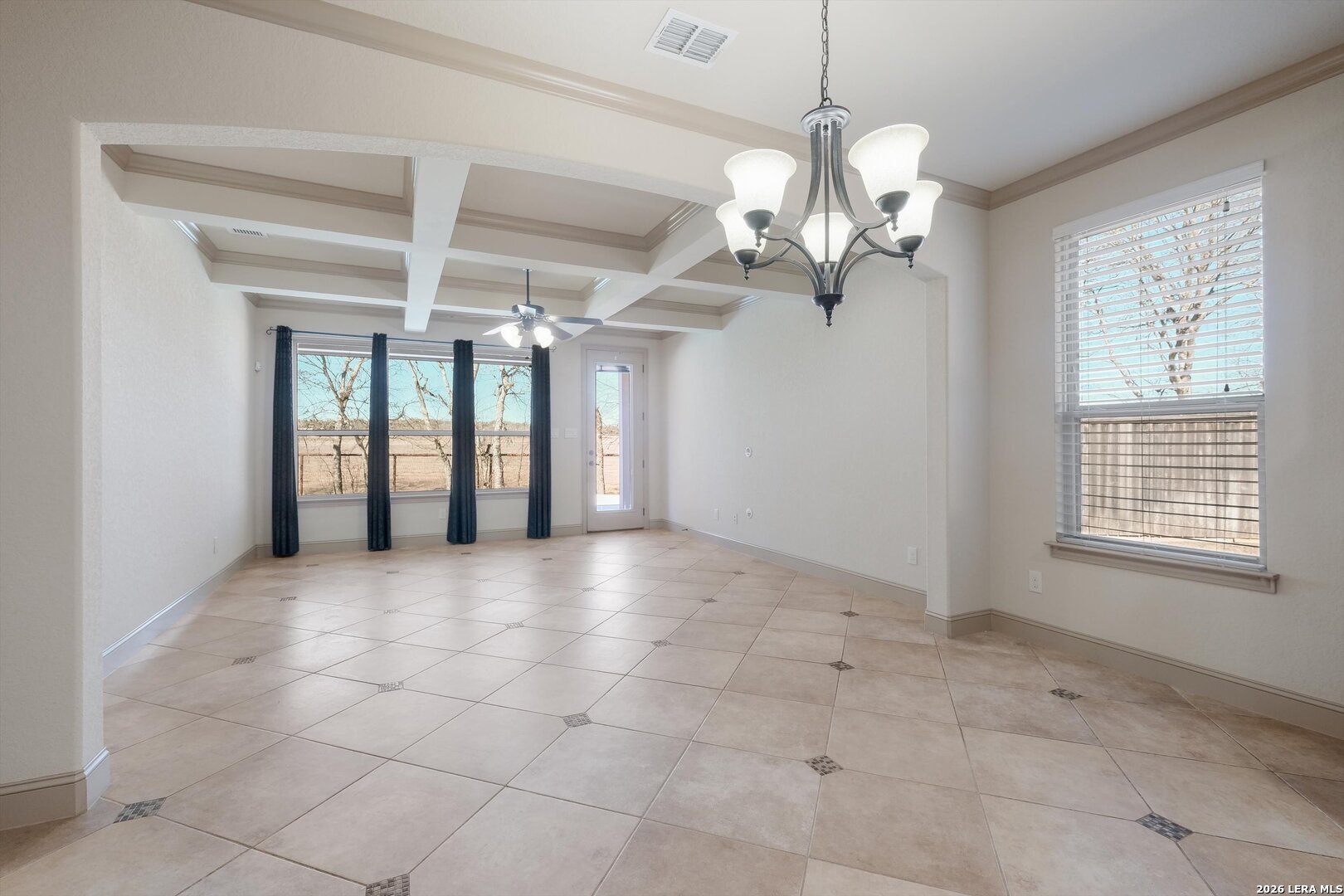 122 Pocono Road Boerne, TX 78006 - Photo 7 of 26