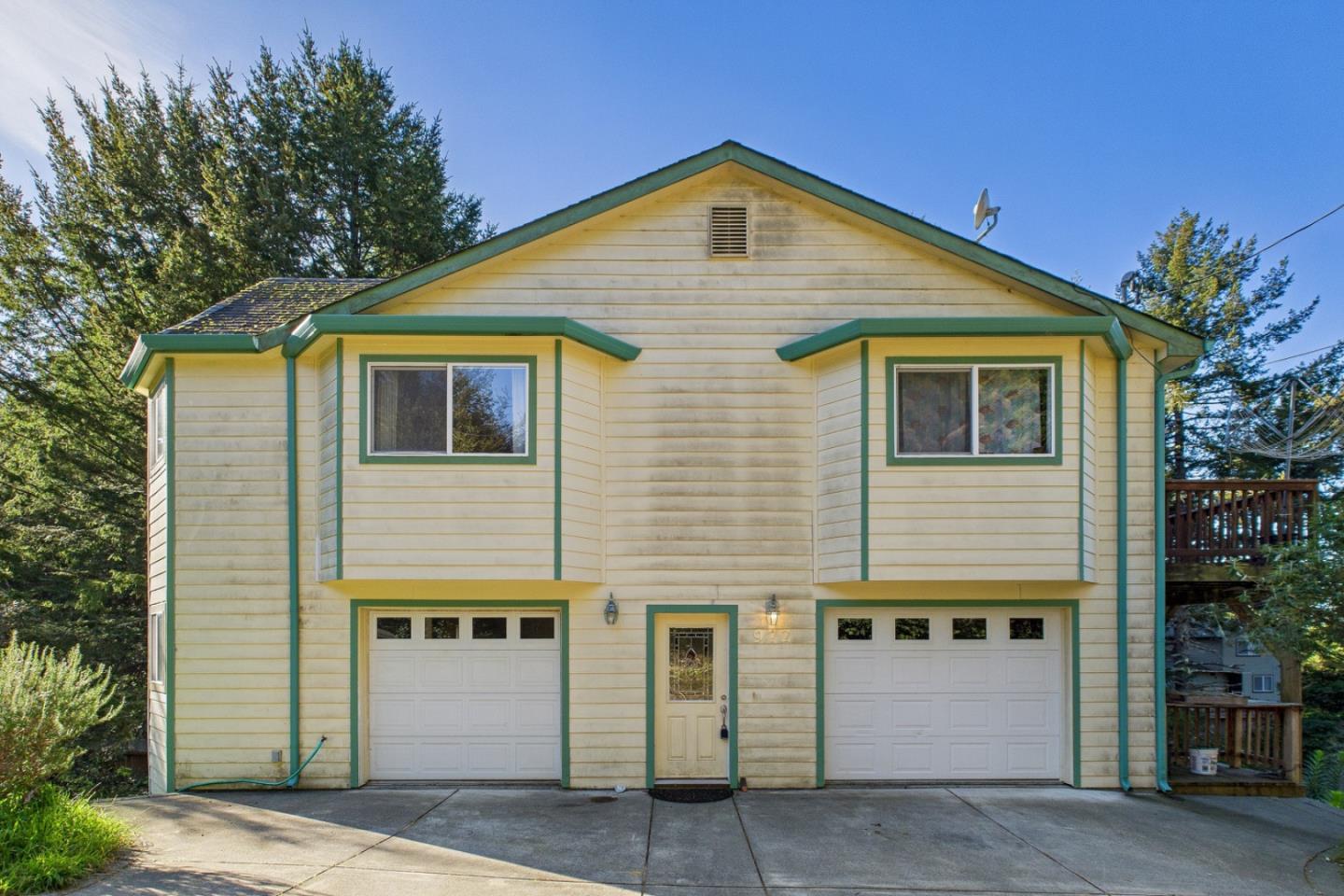 972 Spring Road Whitethorn, CA 95589 - Photo 3 of 30