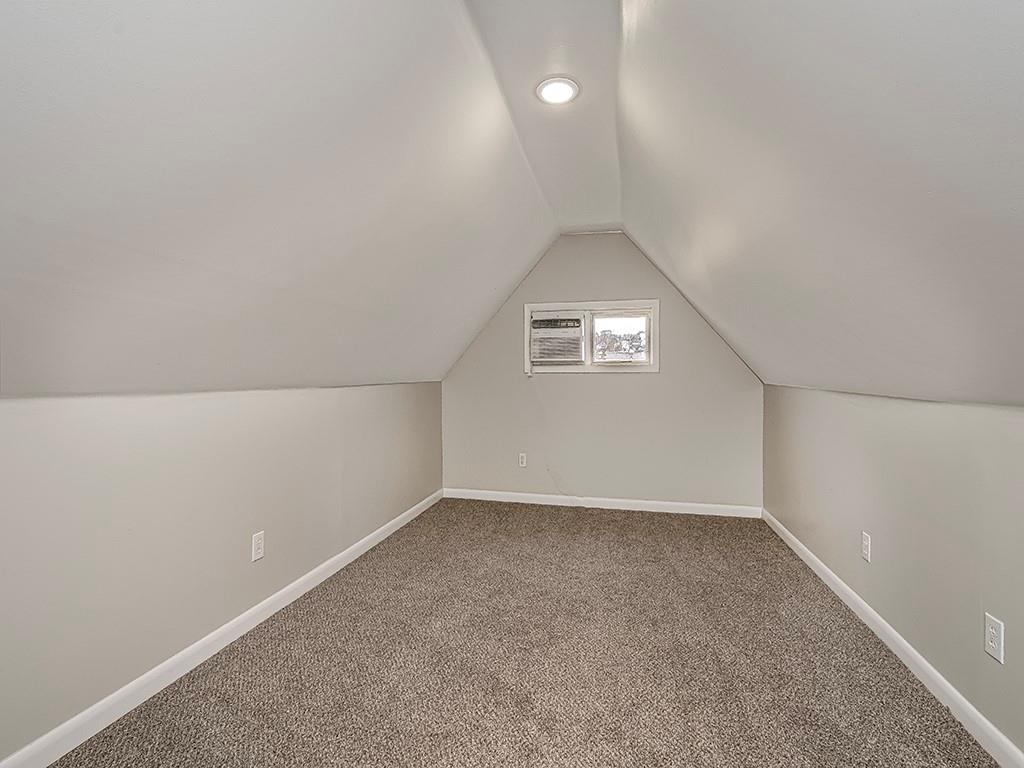 407 Walnut Street Vandergrift, PA 15690 - Photo 17 of 26 Gallery Image 17