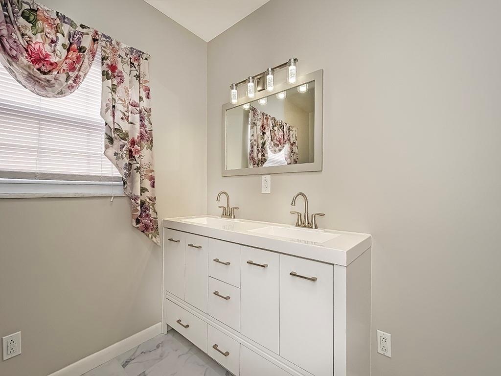 407 Walnut Street Vandergrift, PA 15690 - Photo 21 of 26 Gallery Image 21