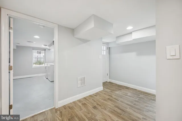 a view of empty room