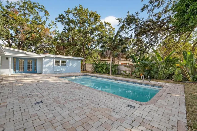 $3,800 | 4634 West Sunset Boulevard, Tampa, FL 33629