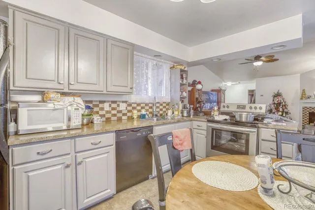 $445,000 | 2803 Denver Avenue, Longmont, CO 80503