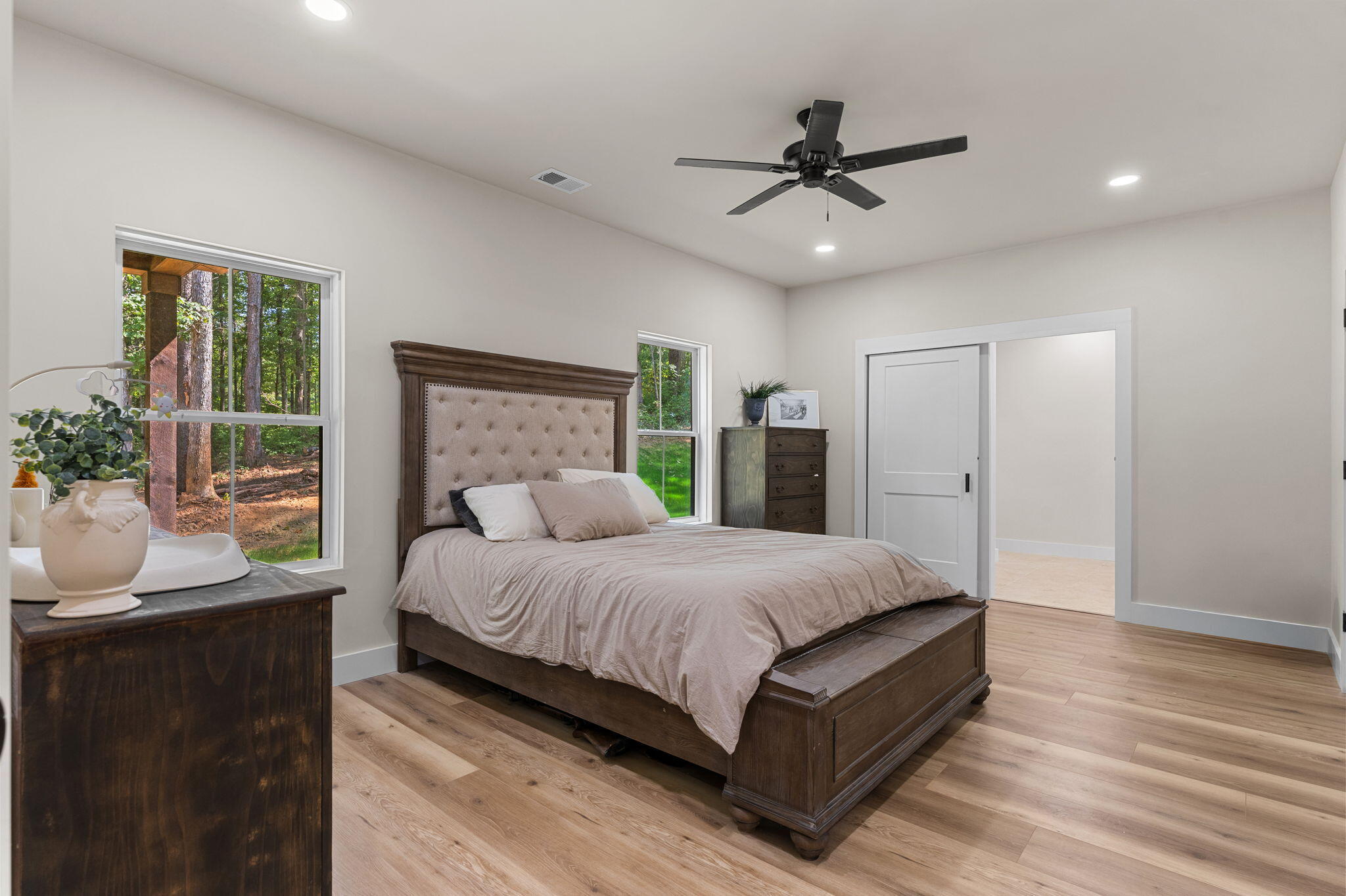653 Briar Road Soddy-Daisy, TN 37379 - Photo 20 of 47 Owner's Suite