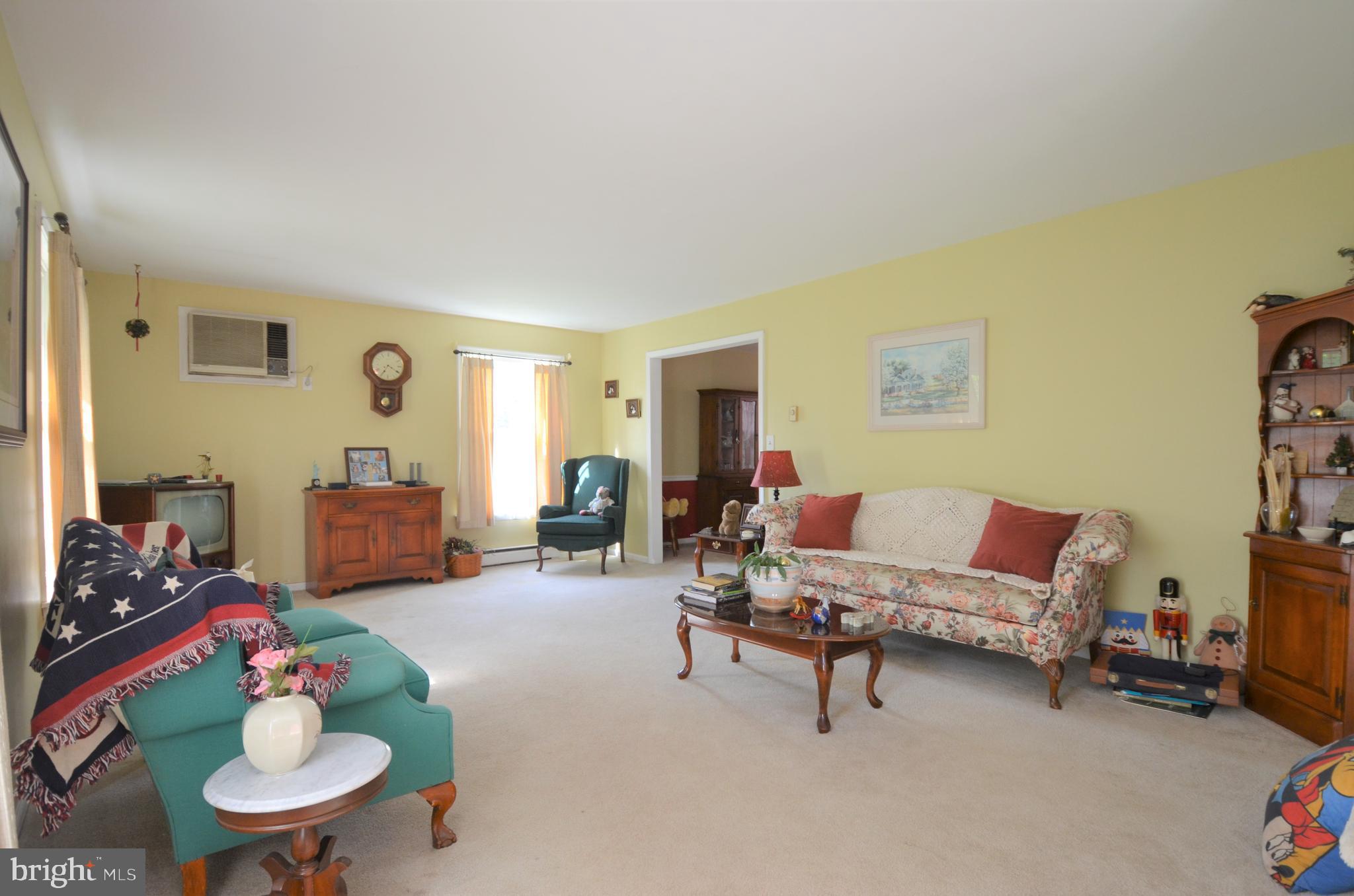 447 Georgetown Road Nazareth, PA 18064 - Photo 2 of 17
