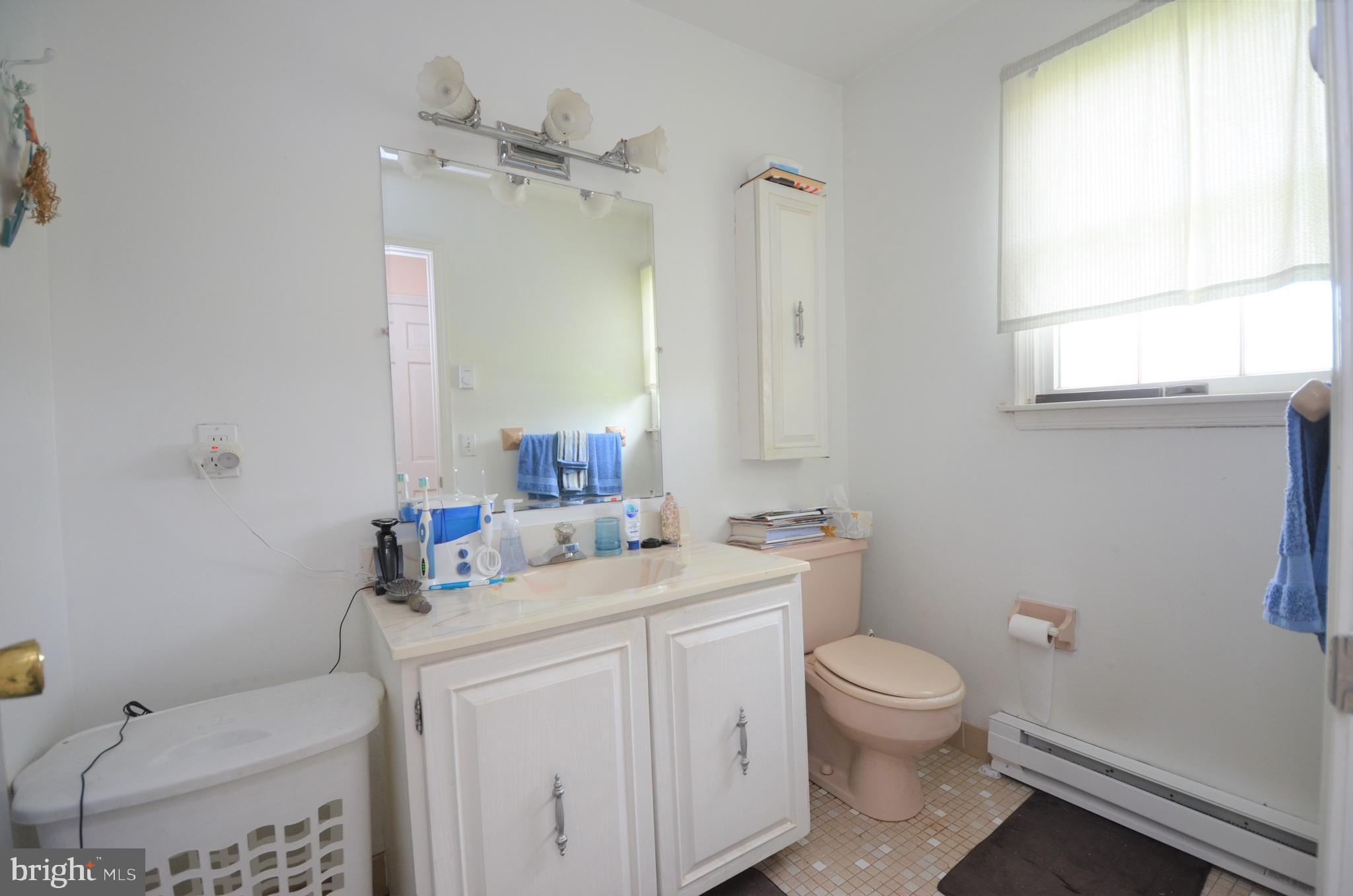 447 Georgetown Road Nazareth, PA 18064 - Photo 14 of 17