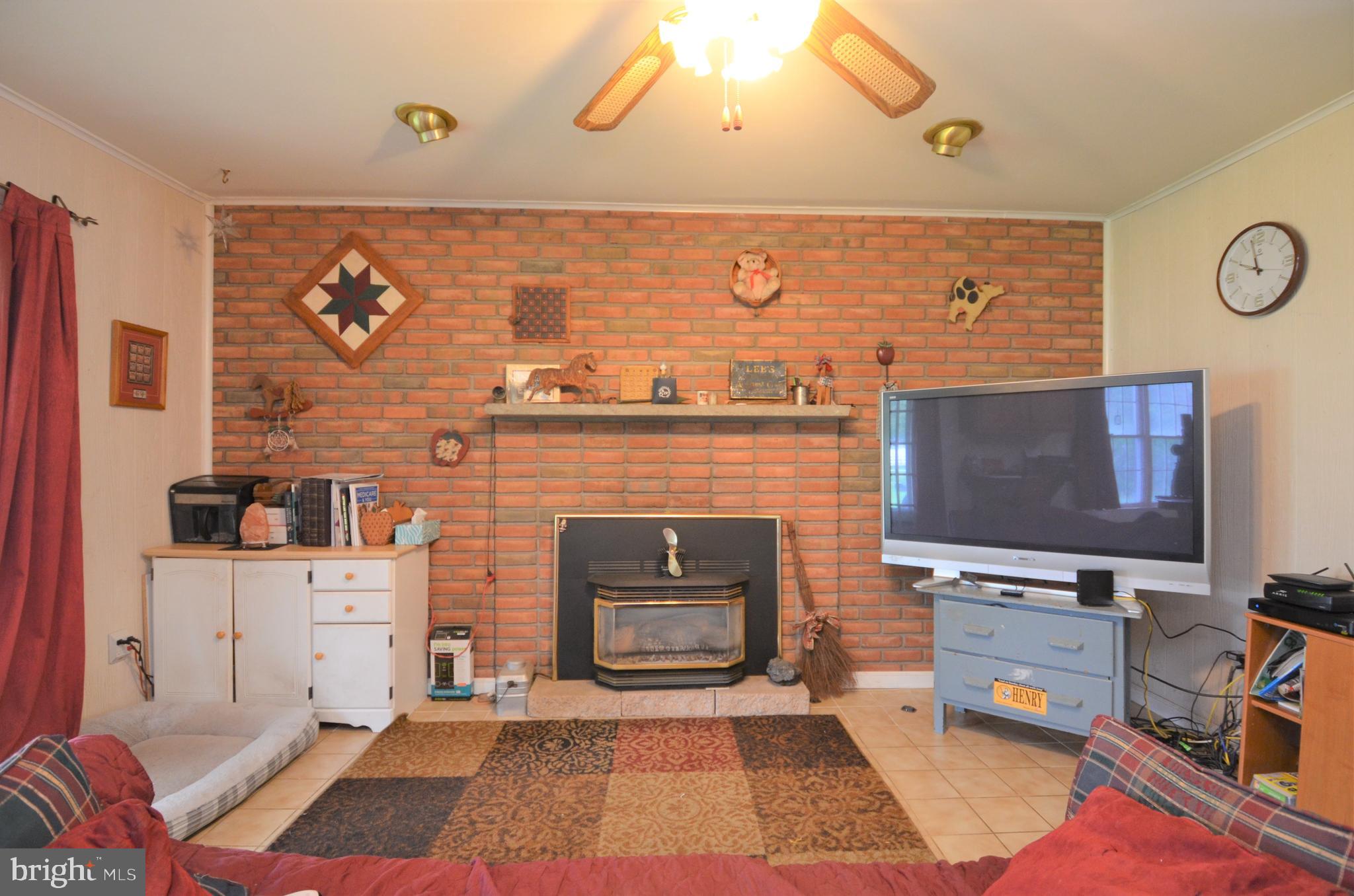 447 Georgetown Road Nazareth, PA 18064 - Photo 6 of 17