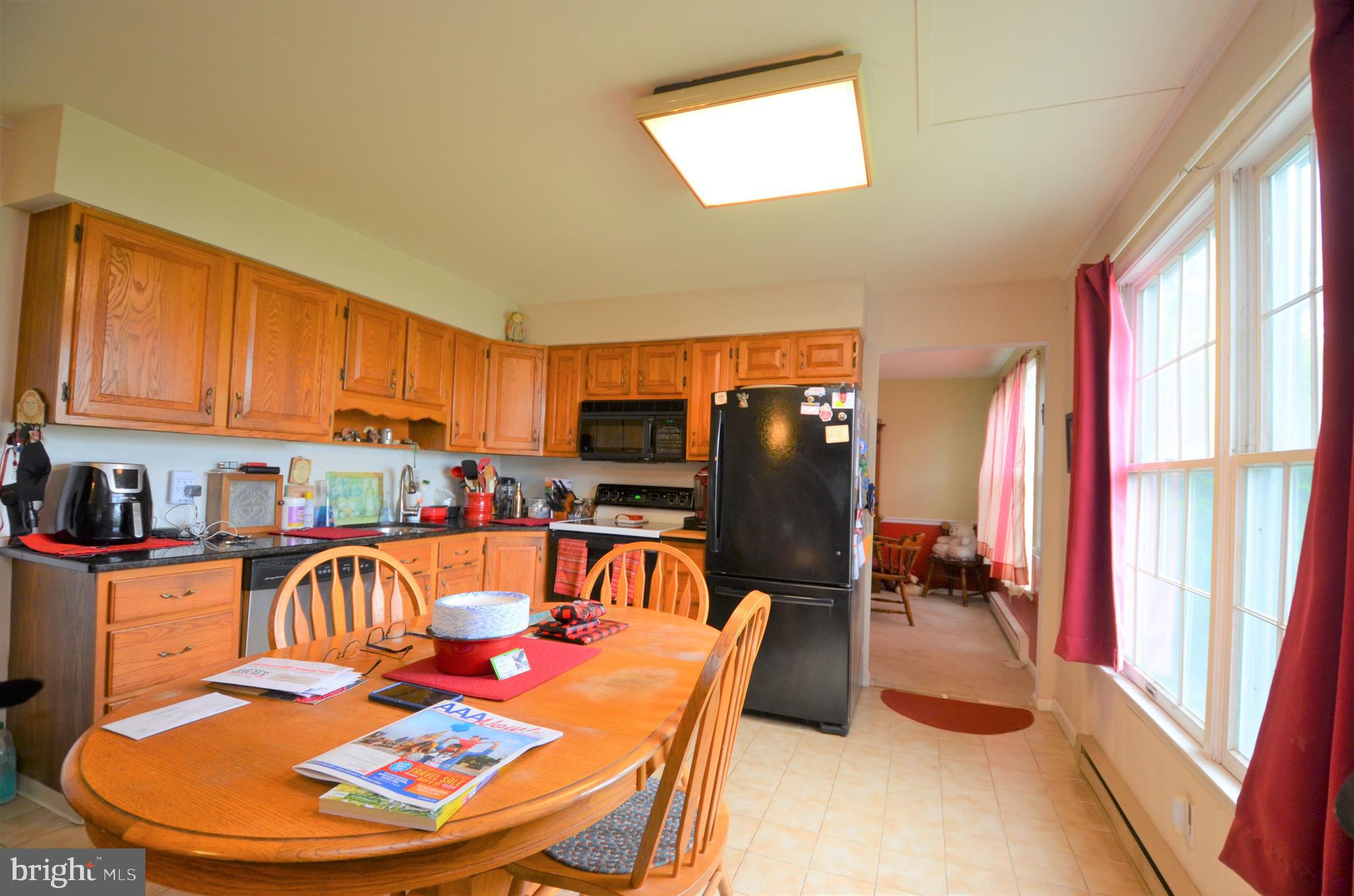 447 Georgetown Road Nazareth, PA 18064 - Photo 7 of 17