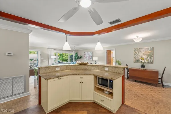 $579,000 | 3325 Avocado Drive, Fort Myers, FL 33901