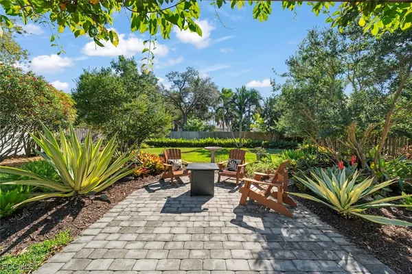 $579,000 | 3325 Avocado Drive, Fort Myers, FL 33901