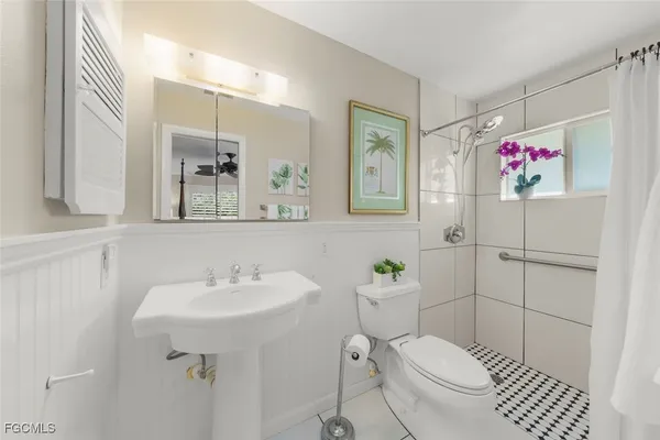 $579,000 | 3325 Avocado Drive, Fort Myers, FL 33901