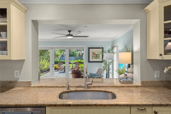 $579,000 | 3325 Avocado Drive, Fort Myers, FL 33901