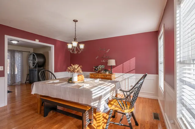 $1,150,000 | 43 Lampton Drive, Derry, NH 03038