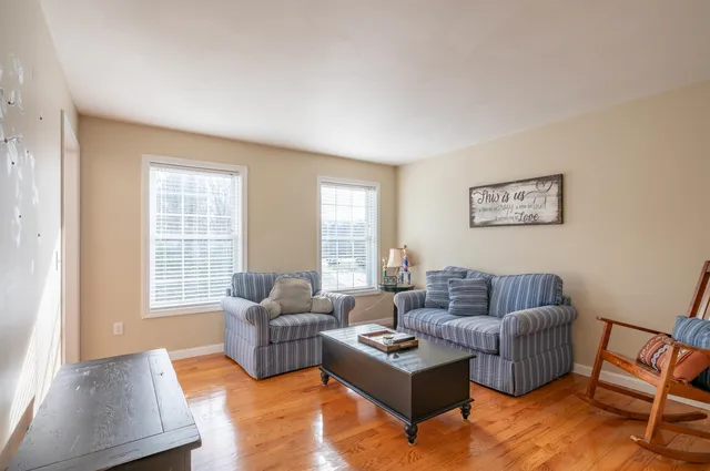 $1,150,000 | 43 Lampton Drive, Derry, NH 03038