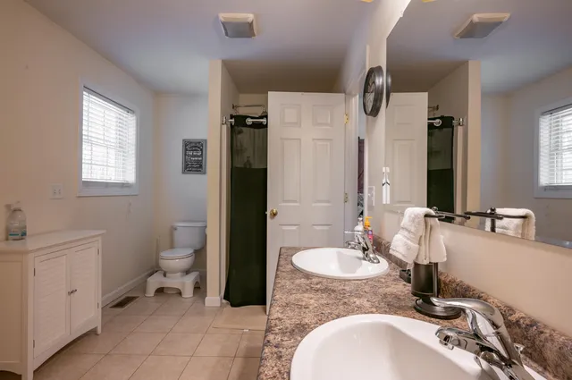 $1,150,000 | 43 Lampton Drive, Derry, NH 03038