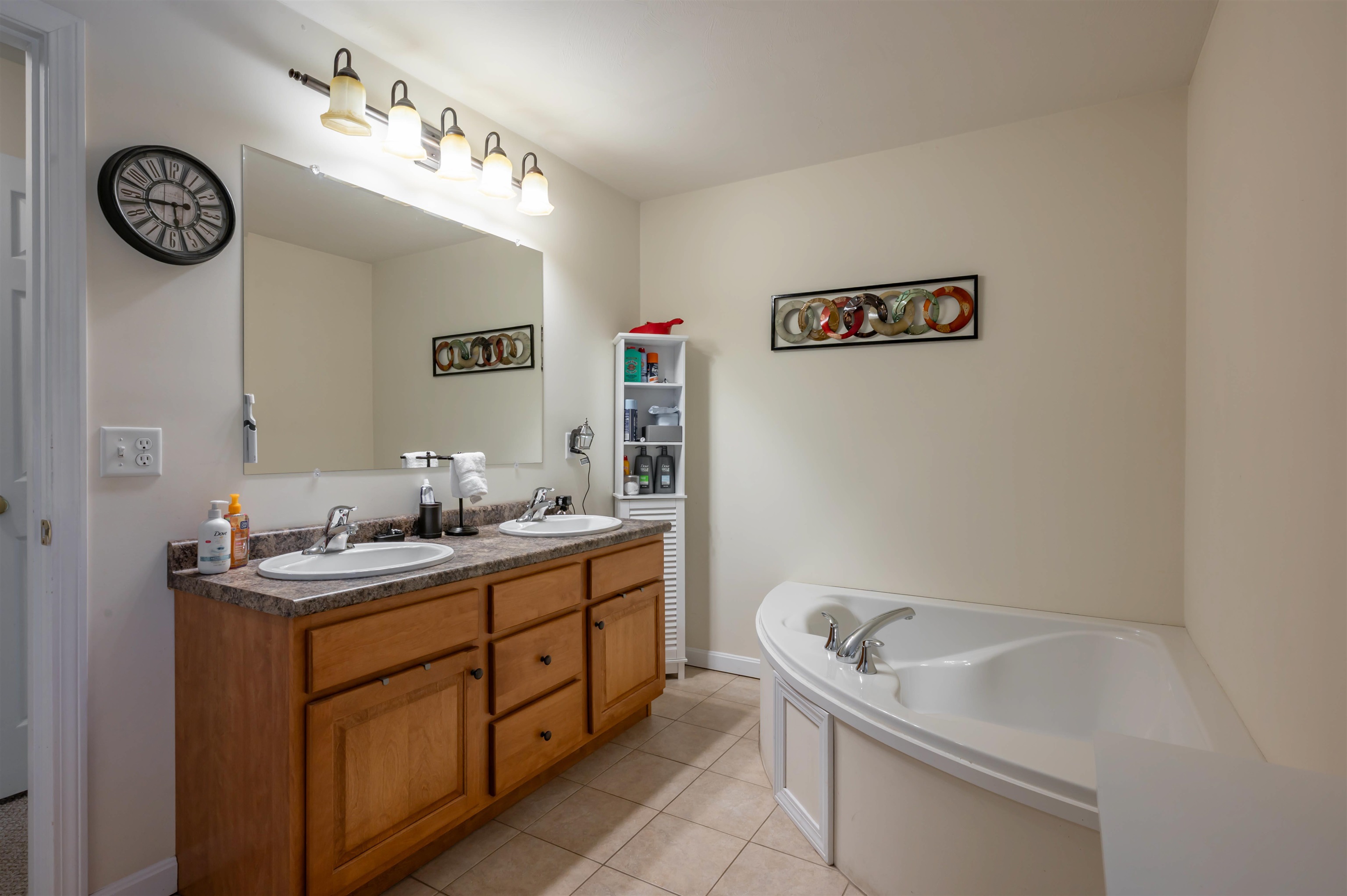 43 Lampton Drive Derry, NH 03038 - Photo 25 of 43