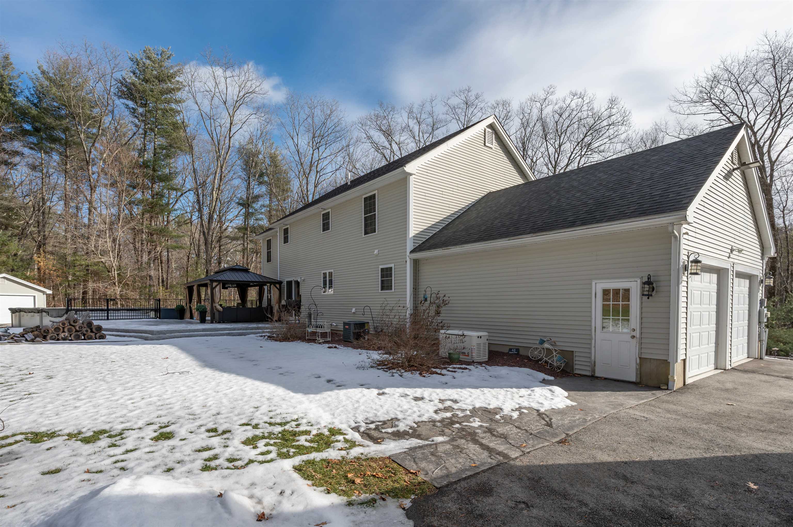 43 Lampton Drive Derry, NH 03038 - Photo 39 of 43