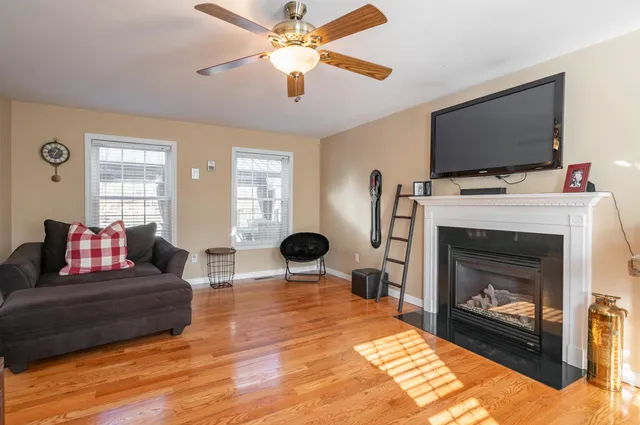 $1,150,000 | 43 Lampton Drive, Derry, NH 03038